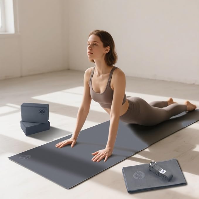 Clever Yoga - 7 Piece Yoga Kit for Women & Men, 6mm Cushioned Mat, 2 Blocks, Strap, Mat and Hand Towels & Carrying Bag - Starter Yoga Set, Accessories & Equipment for Home Workout