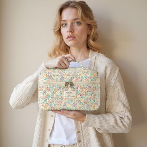 HBselect Quilted Makeup Bag - Image 7
