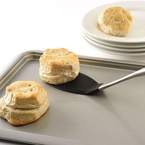 Norpro Stainless Steel and Silicone Solid Turner - Image 4
