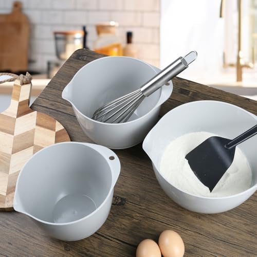 3 Small Plastic Mixing Bowls - Image 5