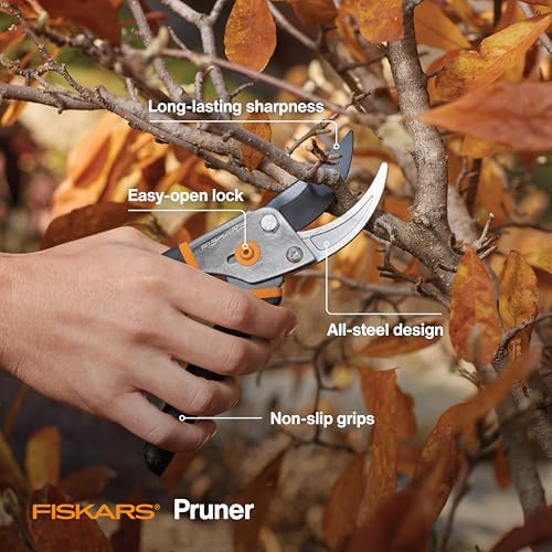 Fiskars 4-Piece Tool Set, Pruning Shears, Cultivator & L/XL Gloves - Image 6
