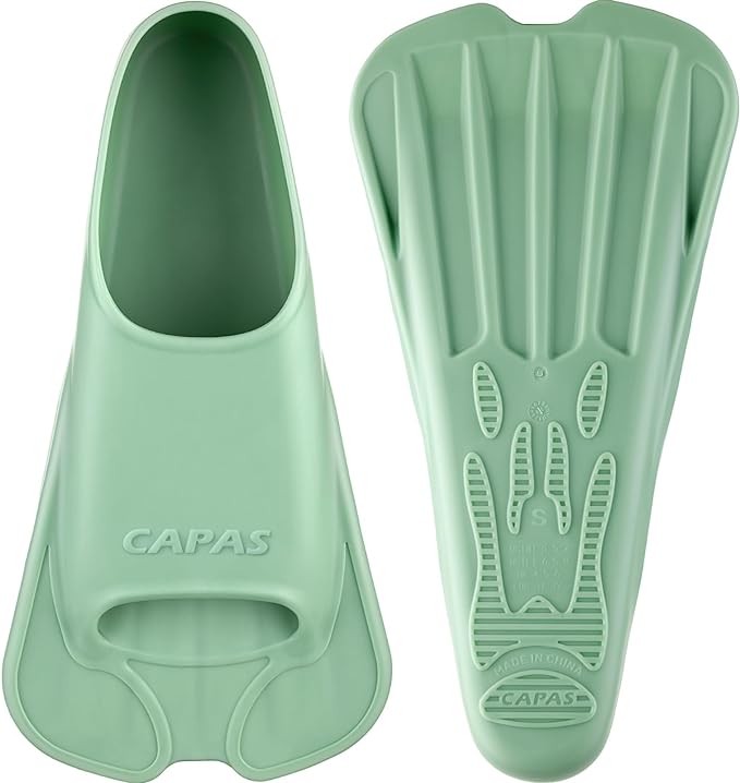 CAPAS Swim Training Fins Comfortable Silicone Lap Swimming Short Blade Floating Flippers with Mesh Bag for Adult Men Women Build Leg Strength