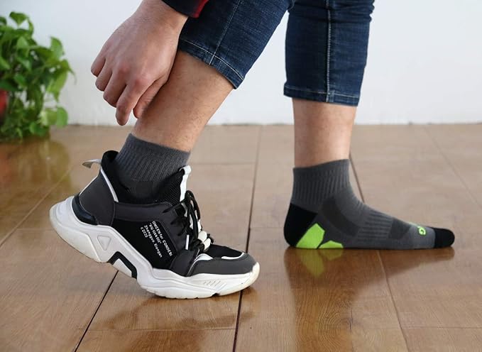BERING Men's Ankle Socks Athletic Running Cushion Quarter (6 Pairs)