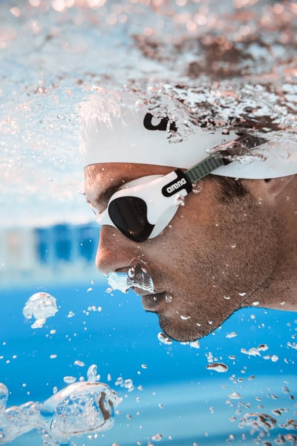 ARENA Unisex Adult The One Plus Swim Goggles Watertight Fit Orbit-Proof Seals Anti-Fog Coating Fitness Swimmers Triathletes