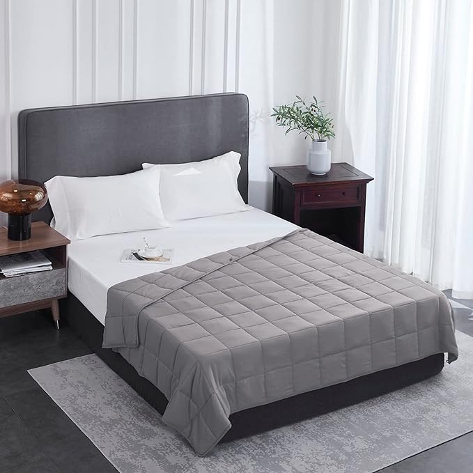 L'AGRATY Weighted Blanket - 48"x72" 20lbs Cooling Breathable Heavy Blanket Microfiber Material with Glass Beads for Adult All-Season Summer Fall Winter Soft Thick Comfort