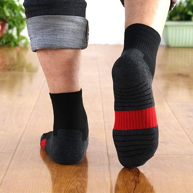 AKOENY Men's Performance Athletic Cushioned Quarter Ankle Socks (6 Pairs)
