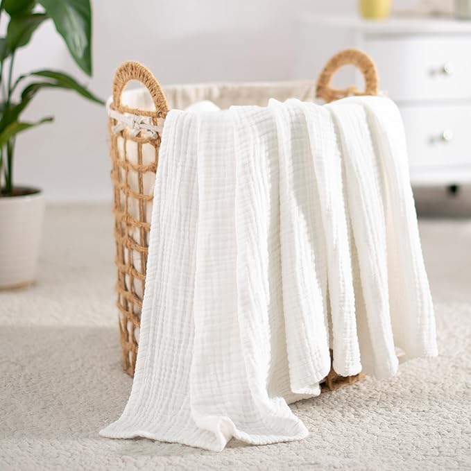 Carriediosa 100% Cotton Muslin Throw Blanket 90" X 90" Queen Size，4-Layers Summer Gauze Throws for Bed Couch，Soft Lightweight Breathable Linen Blankets Bedspread for Adults All Season，White