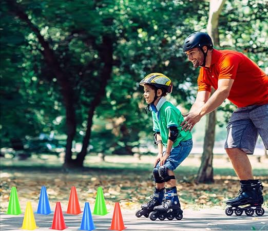 Alyoen 9 inch Traffic Cones, Plastic Sports Cones, Soccer Training Cones for Outdoor Activity & Festive Events (Sets of 10/15/ 20)