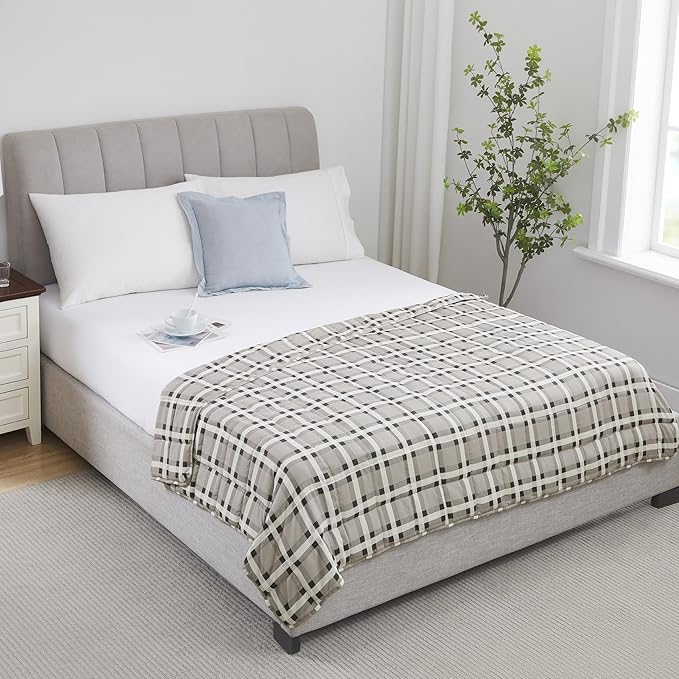 L'AGRATY Weighted Blanket - 60"x80" 17lbs Cooling Breathable Heavy Blanket Microfiber Material with Glass Beads for Adult All-Season Summer Fall Winter Soft Thick Comfort