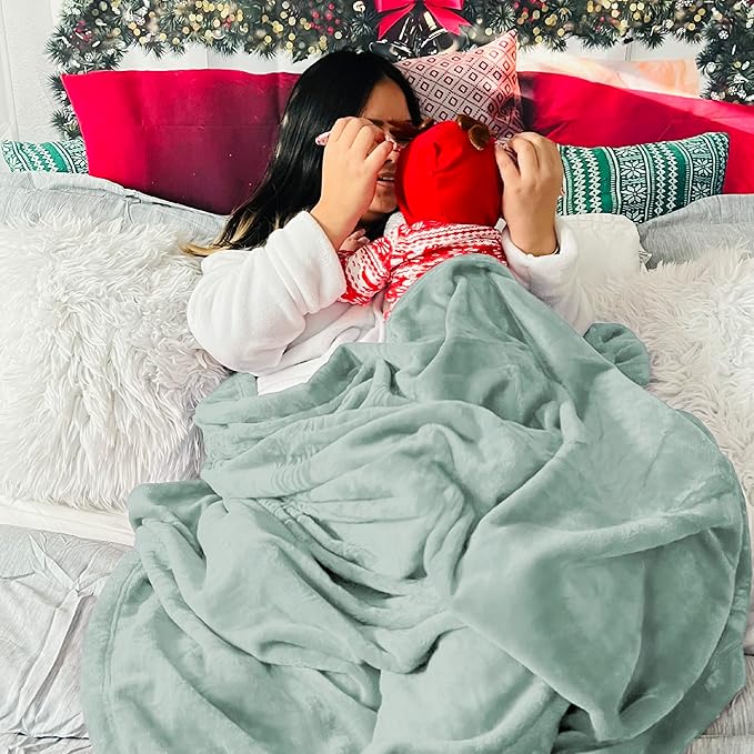 Bedsure Fleece Throw XL Blanket Sage Green - 300GSM Soft Lightweight Plush Cozy Blankets for Bed, Sofa, Couch, Travel, Camping, 50x70 inches