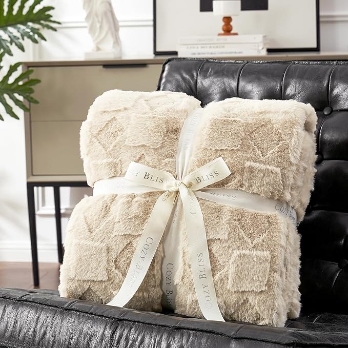 Cozy Bliss Faux Fur Throw Blanket for Couch - Soft Checkered Fuzzy Cozy Throw Gift Blankets for Women, Beige Boho Blanket for Sofa Bedroom Living Room.60 * 80 Inches