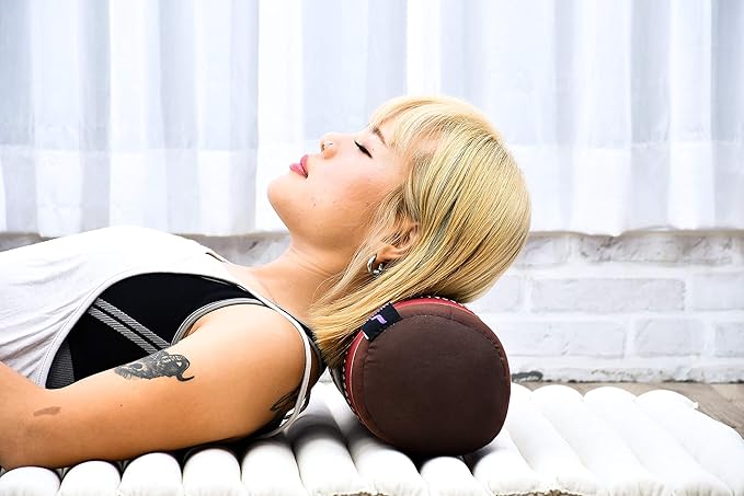 Leewadee Small Yoga Bolster – Shape-Retaining Cervical Neck Roll, Tube Pillow for Comfortable Reading, Kapok Filling, 22 x 6 x 6 inches