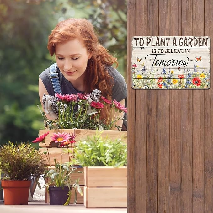 Gardening Vintage Metal Sign Plaque To Plant A Garden is To Believe Tomorrow Sign for Home Greenhouse Living Room Bedroom Outdoor Decor 12 * 8inch