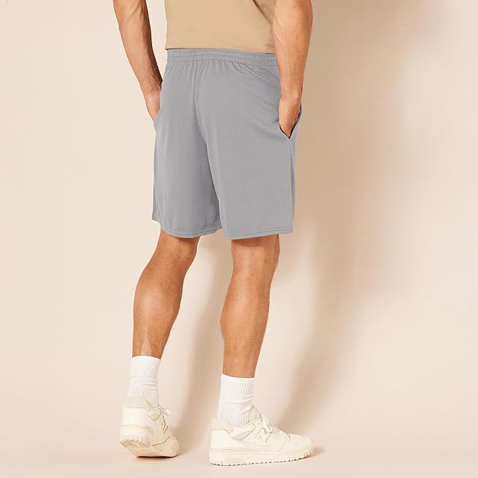 Amazon Essentials Men's Performance Tech Loose-Fit Shorts (Available in Big & Tall), Pack of 2
