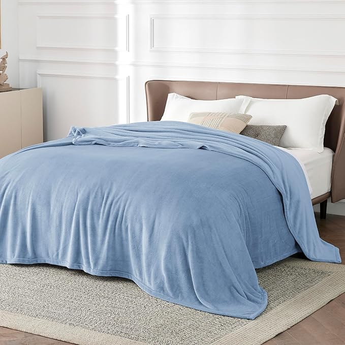Bedsure Fleece King Size Blankets for Bed Light Blue - Soft Lightweight Plush Cozy Fuzzy Luxury Microfiber, 108x90 inches
